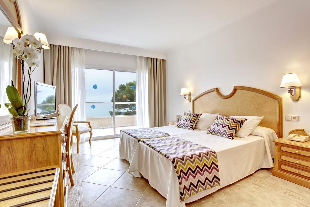 Grupotel Santa Eularia & Spa - Adults Only سانتا أيُلاريا ذيس ريو المظهر الخارجي الصورة
