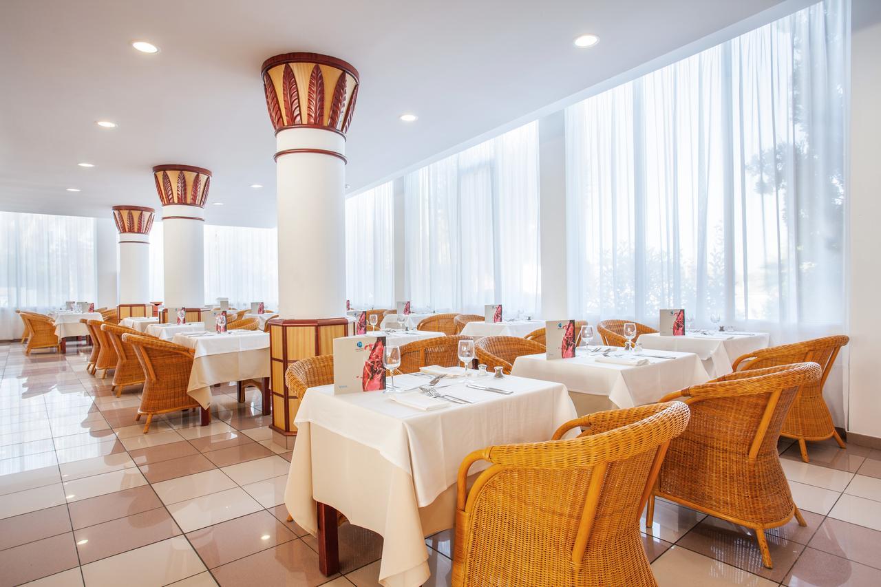 Grupotel Santa Eularia & Spa - Adults Only سانتا أيُلاريا ذيس ريو المظهر الخارجي الصورة
