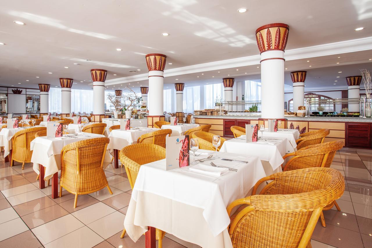 Grupotel Santa Eularia & Spa - Adults Only سانتا أيُلاريا ذيس ريو المظهر الخارجي الصورة